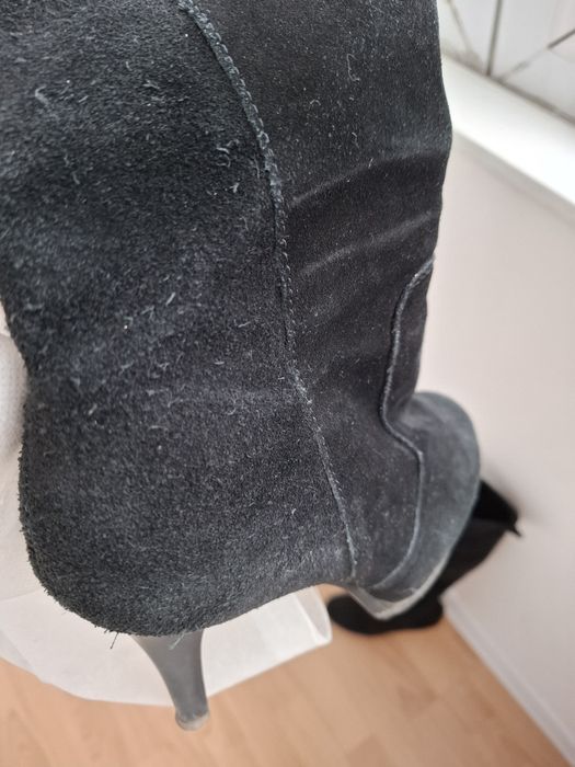 Замшеевые сапоги