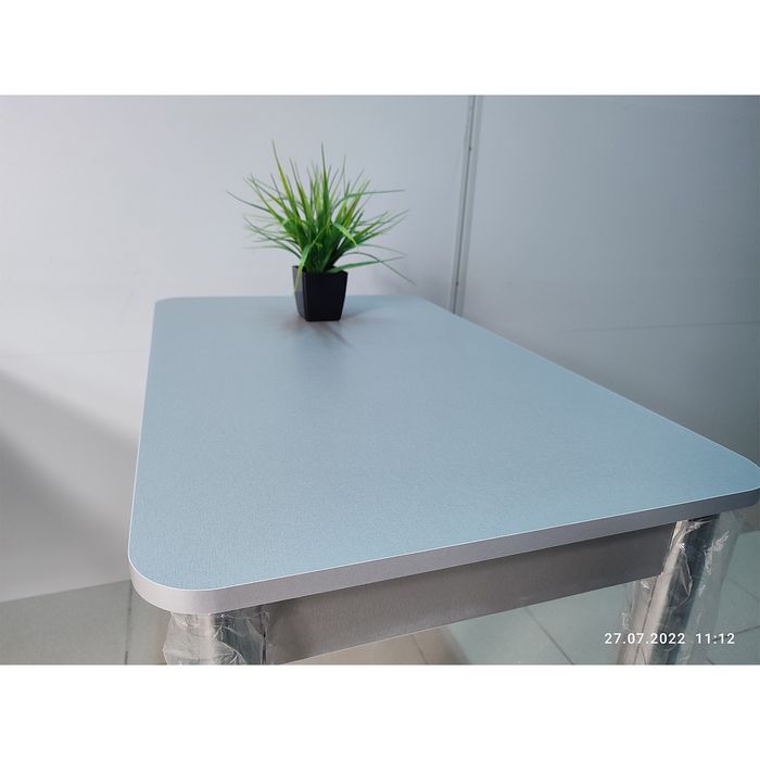 Жаңа үстелдер/Столы новые