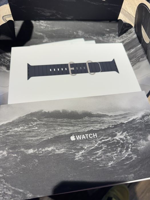 Apple Watch Ultra GPS + Cellular • 49mm Titanium • Midnight Band