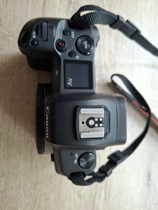 Фотокамера Canon EOS R EF50mm1.8, переходник EF-RF