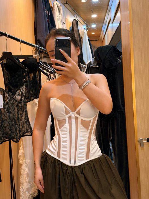 Продается онлайн магазин одежды