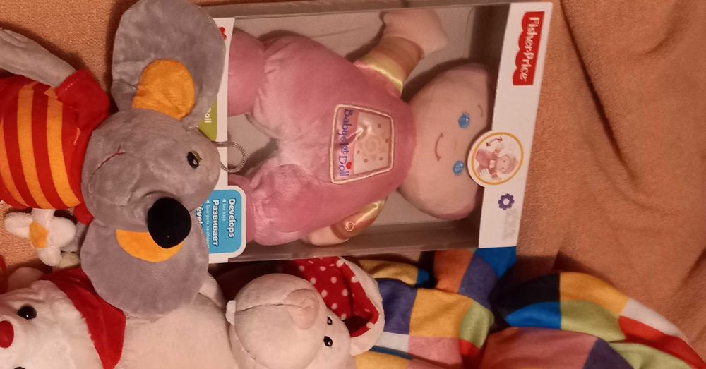 ПРОДАВАМ  нови ДЕТСКИ играчки пъзел, книжки