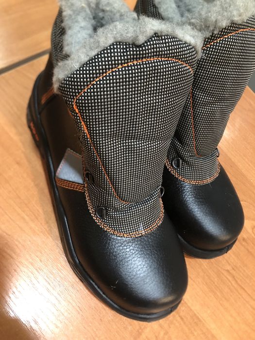 Продам батинки зимние