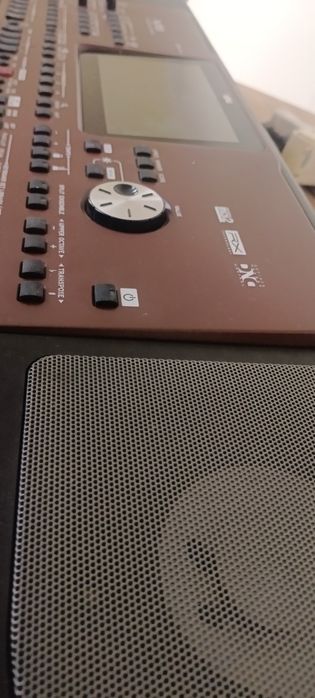 KORG Pa 700 original.
