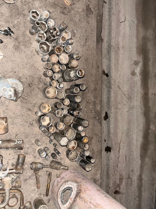 Продам ключи головки инструменты