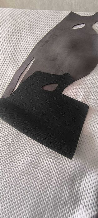 Субару Легаси, коврик на панель