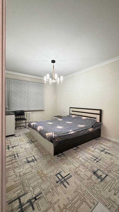 Чиланзар-5, метро Новза. Продается 4 комнатная квартира. TL