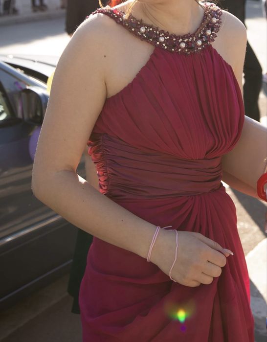 Бална рокля (официална рокля)