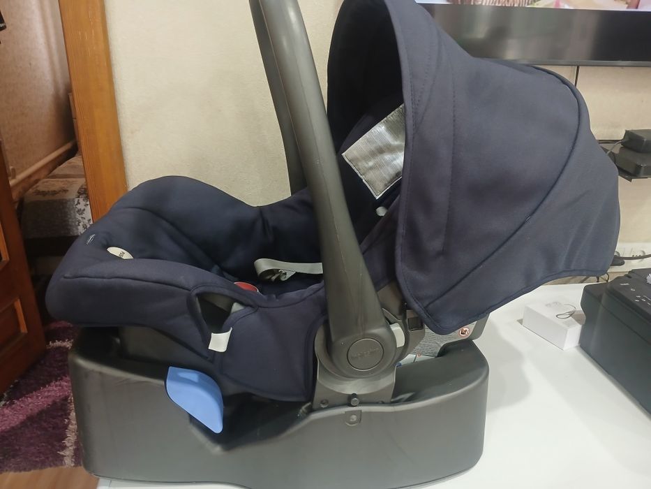 Продам автолюльку