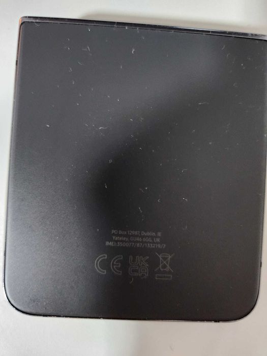 vand telefon samsung flip 4