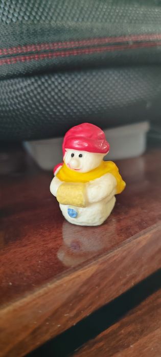 Игрушки киндер сюрприз