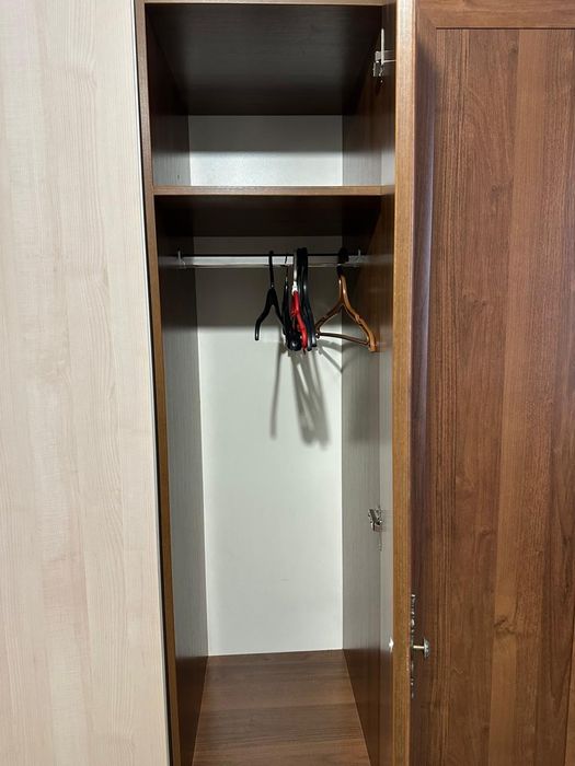 Продам шкафы б/у