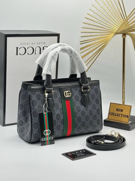 Geanta Gucci noua !!! Dimensiuni 26/16 !!!