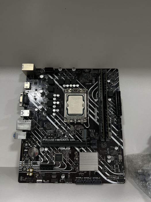 Intel Core I3 12100F // Asus H610M K // DDR4 2x8Gb 3200mhz