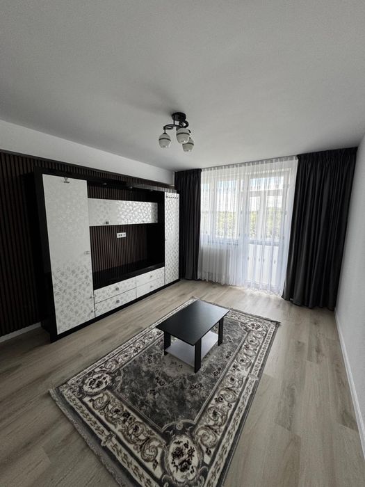 Apartament de 2 camere de inchiriat Centru