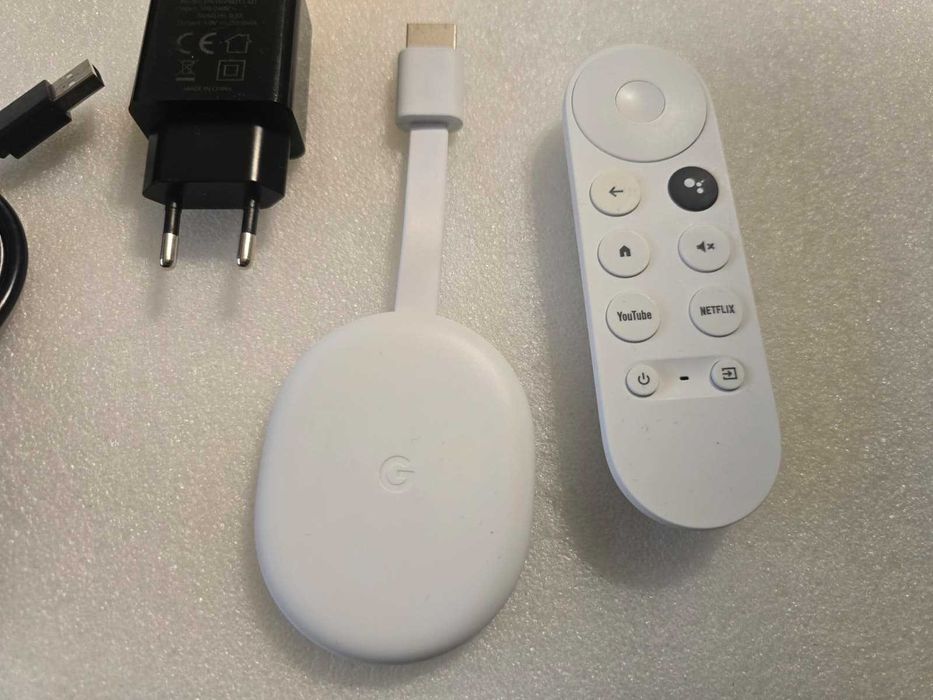 Google Chromecast cu Google TV (HD) - Model G454V, Full HD 1080p HDR, 1.5GB RAM, 8GB Stocare