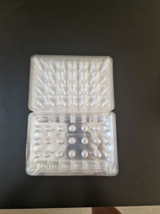 Cofraj 24 ouă de prepeliță