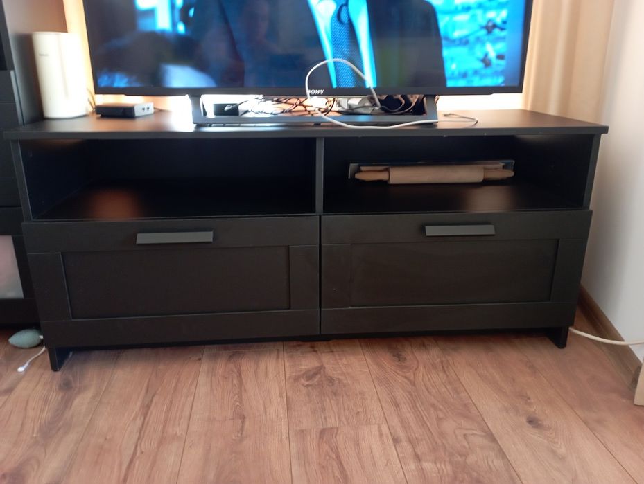 ПродавамТв секция IKEA, без забележки 60€