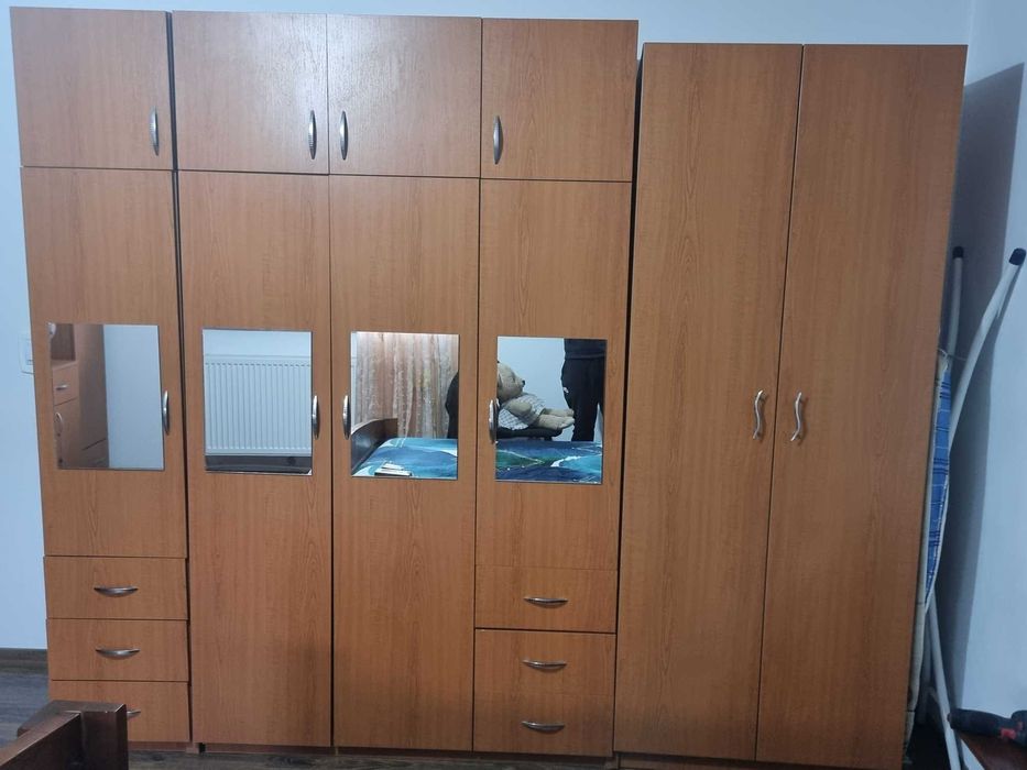 Mobila dormitor stare buna