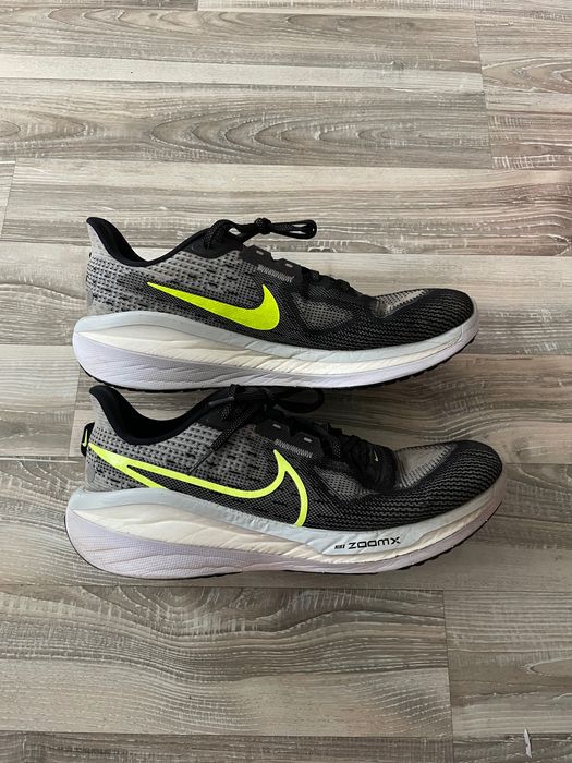 NIKE Vomero 17 номер - 43