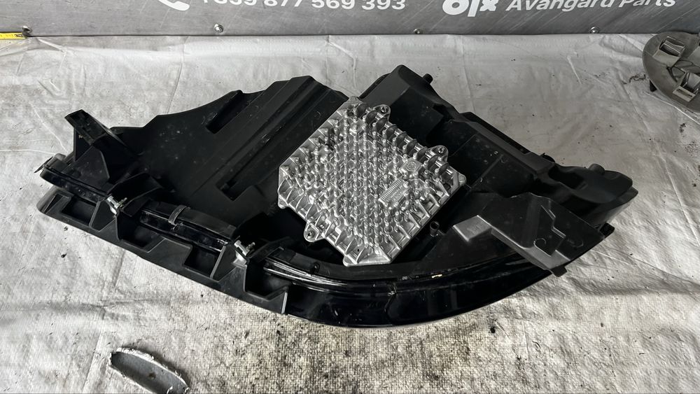 Alfa Romeo Giulia десен фар