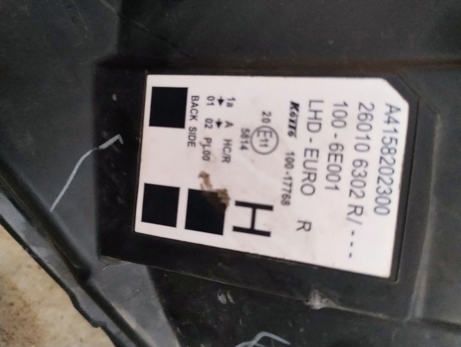 Far dreapta Mercedes Citan A415