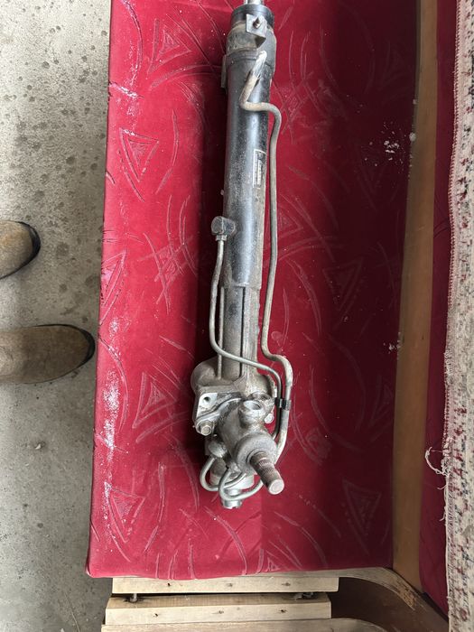 Продам рулевую рейку