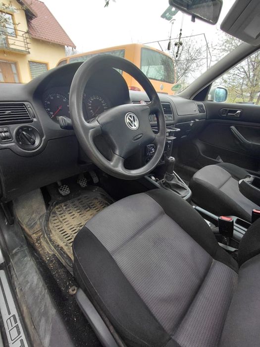 VOLKSWAGEN Golf 2000 — imagine 5