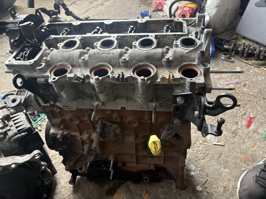 Volvo v50 2.0hdi 136кс Двигател