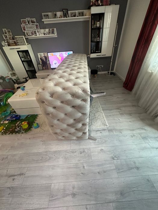 Canapea Chesterfield