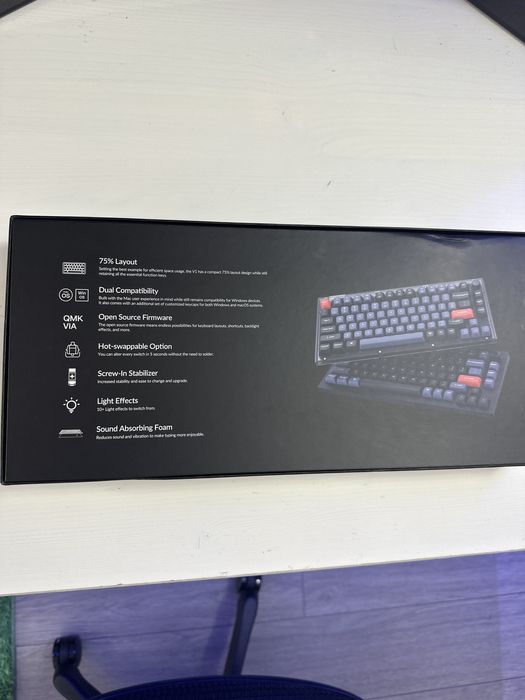 Tastatura keychron v1 mecanica cu knob + coiled cable