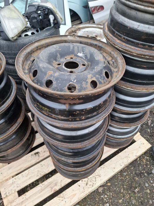 Vand 4 jante R 15 dacia logan renault bune fara defecte