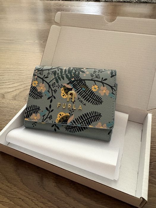 Портмонета FURLA