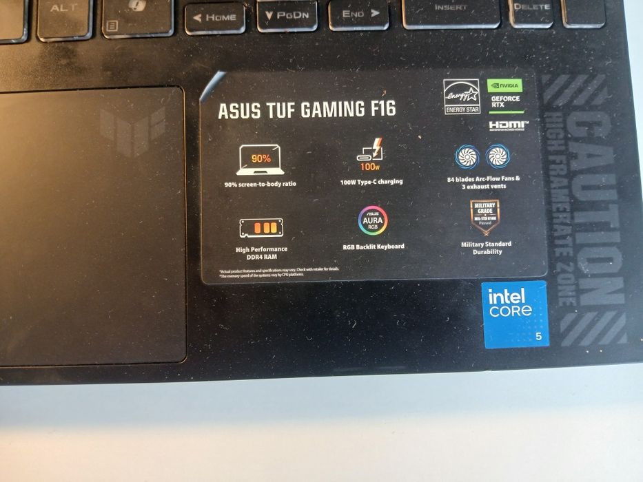Ноутбук Asus F16