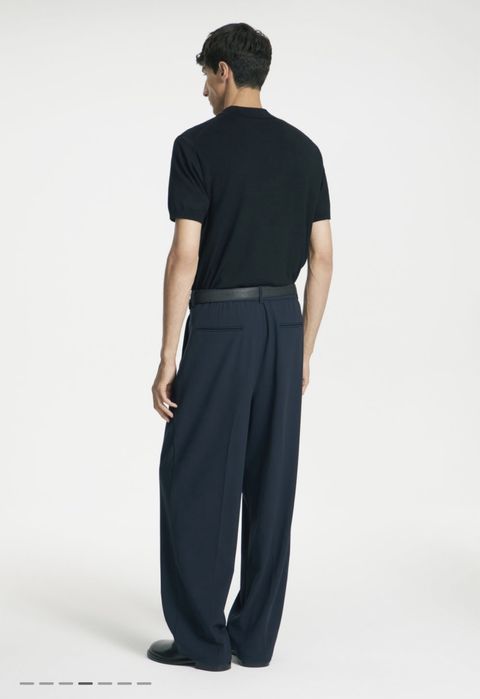 Широкие брюки с защипами