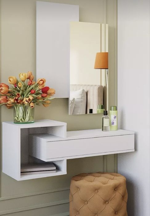 Туалетный столик