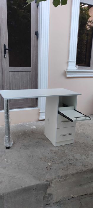 на заказ маникюр столи