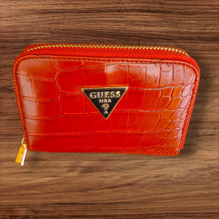 Дамско портмоне Guess  - 2 модела налични