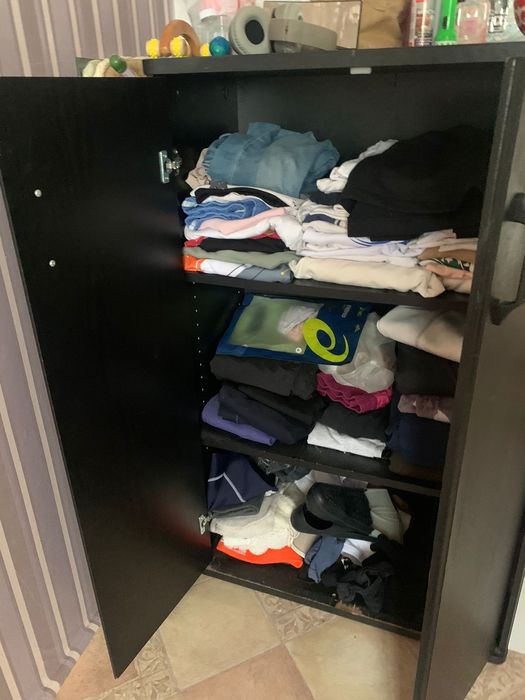 Шкафчик срочно продам