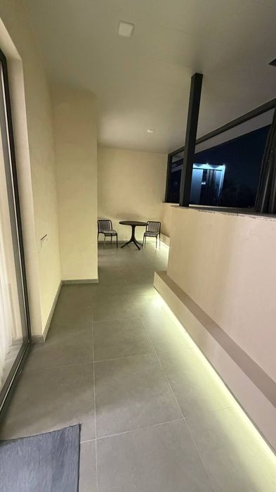 Продается 2 комнатная Жк Мухташам  (ул. Ниёзбек йули 2)
3 этаж 
70 к