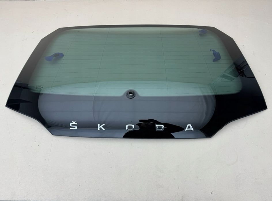 Geam luneta spate Skoda Scala