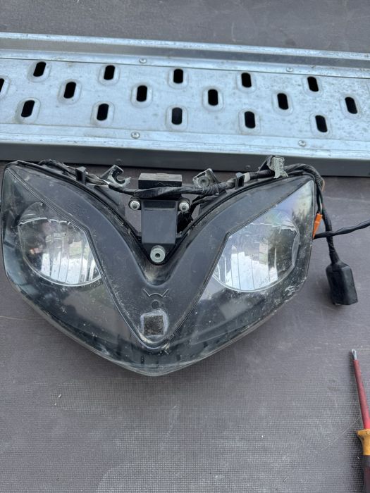 Dezmembrez Honda CBR F4i