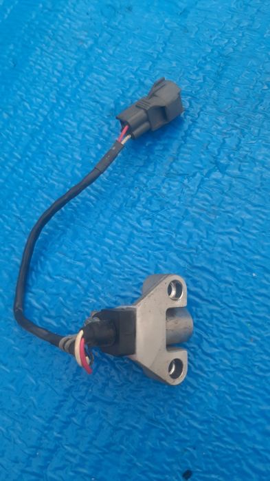 Датчик распредвала 2UZ-FE TAYOTA