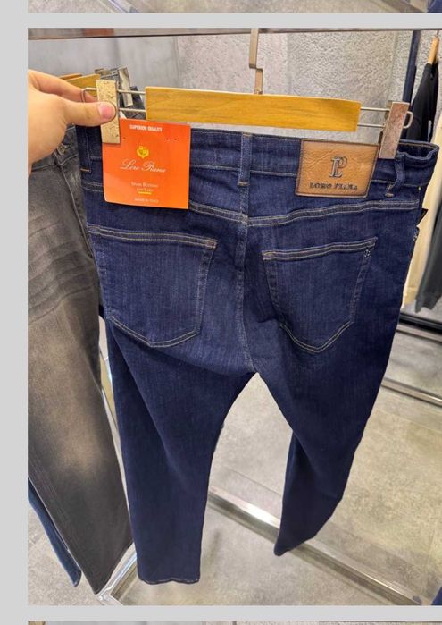 blugi modele noi loro piana