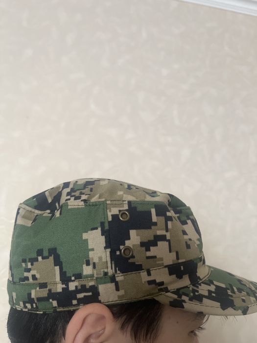 Комуфлированная кепка