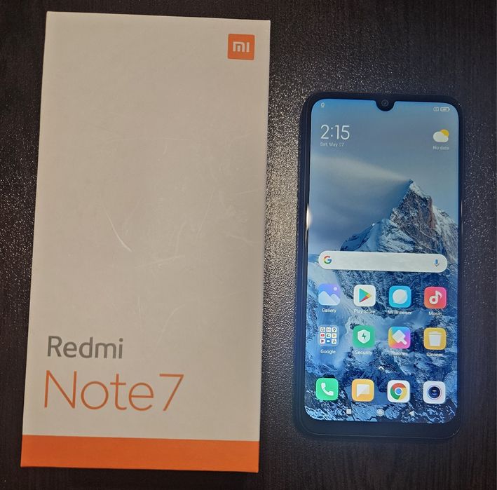 лот от 6 работещи мобилни телефона Samsung и Xiaomi