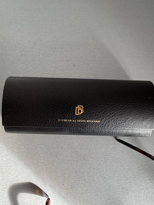 Очила David Beckham с blue light филтър.