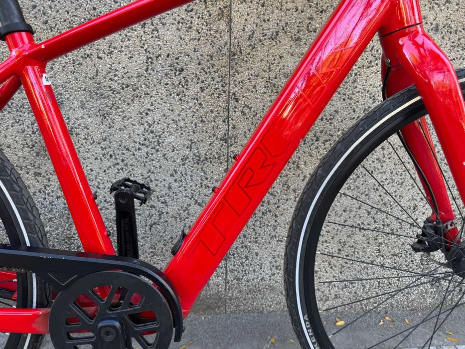 TREK FX+ 2 28''/Shimano Altus/ ел.велосипед за ремонт