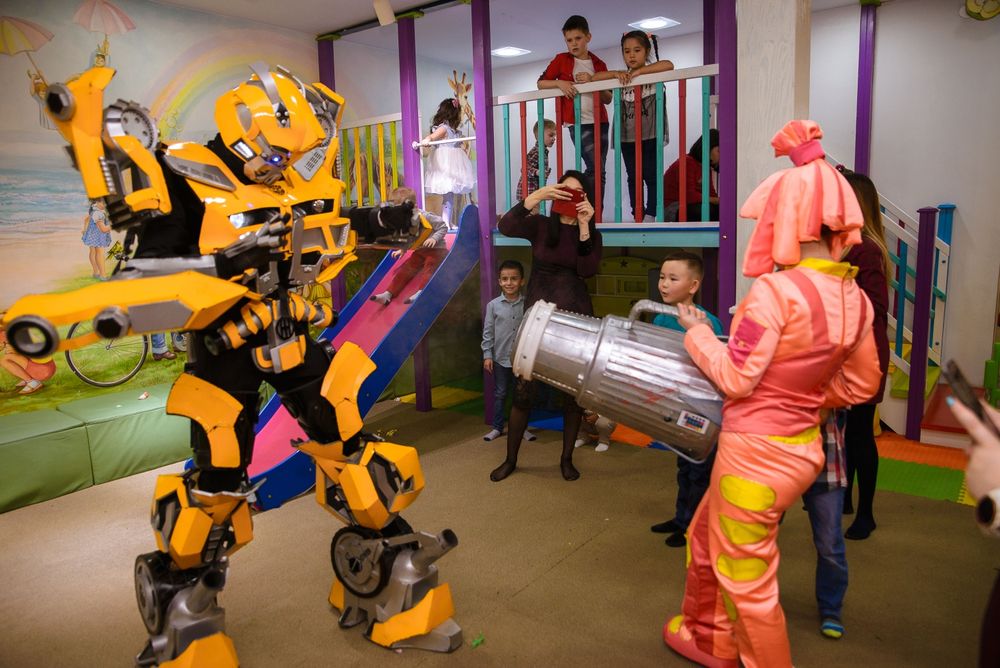 Супершоу с роботом и аниматором 15 тыс 1 час!!