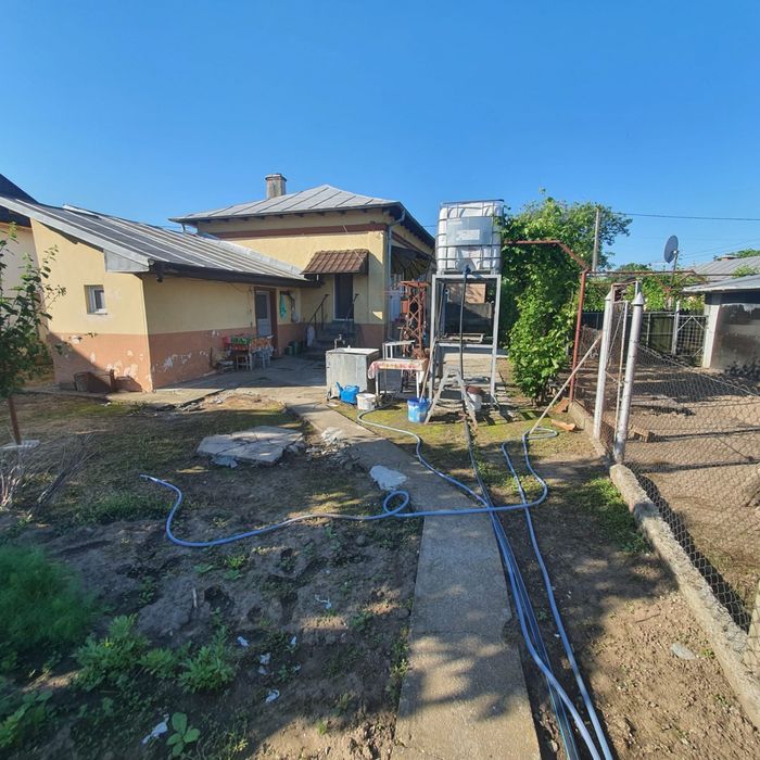 Casa cu teren Cosoveni 2173mp 118000 euro negociabil